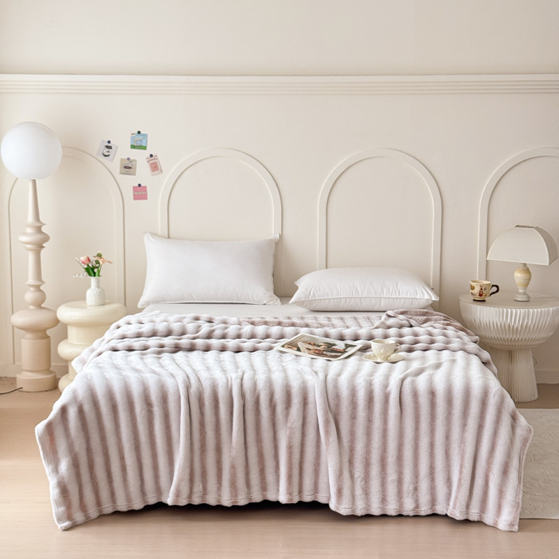 Thickened Plush Home Nap Blanket photo 5