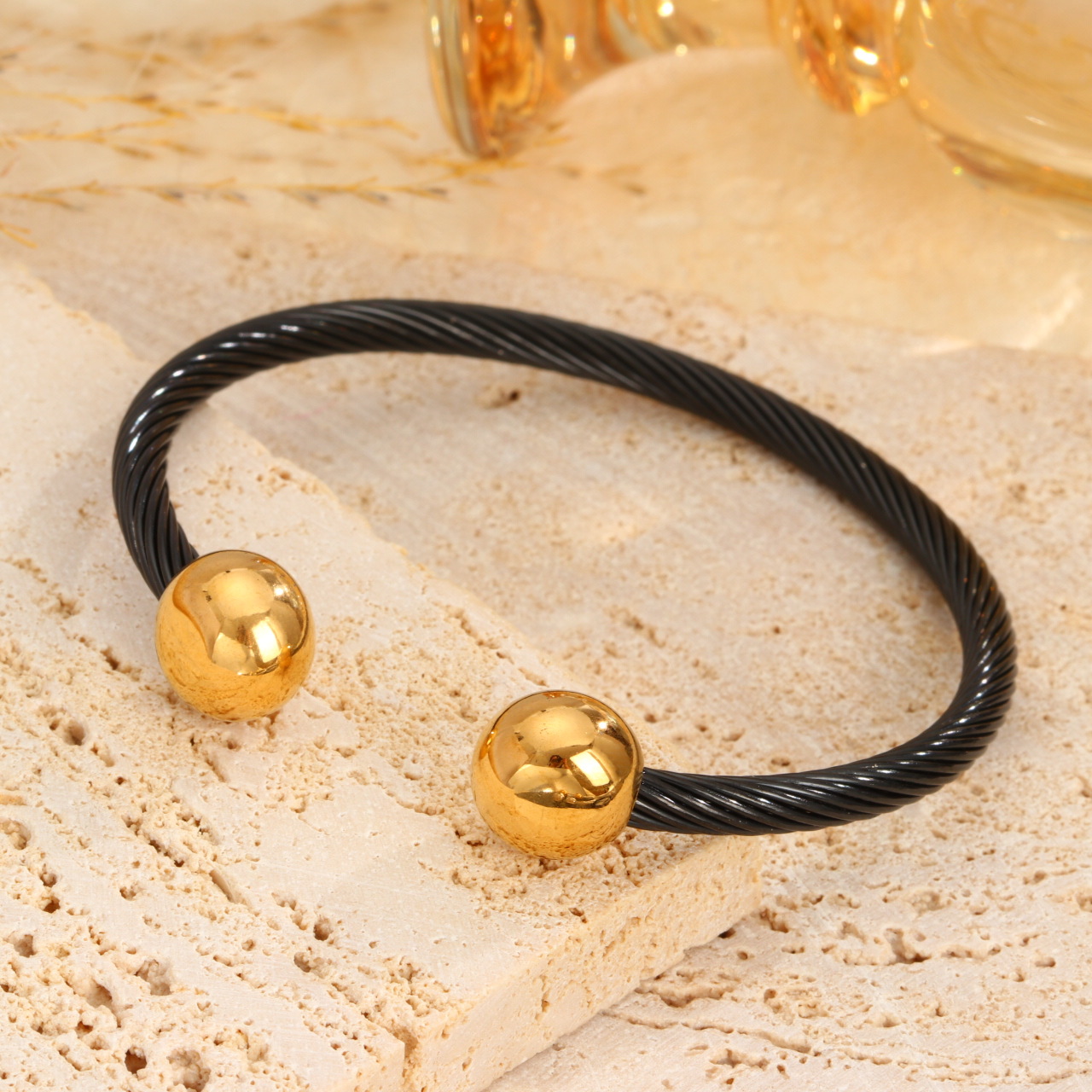 Twisted Steel Wire Bracelet For Men And Women photo 4