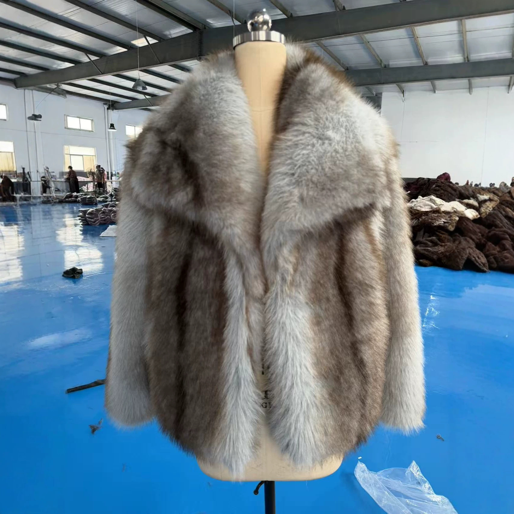 Women's Large Lapel Color-block Plush Jacket photo 2