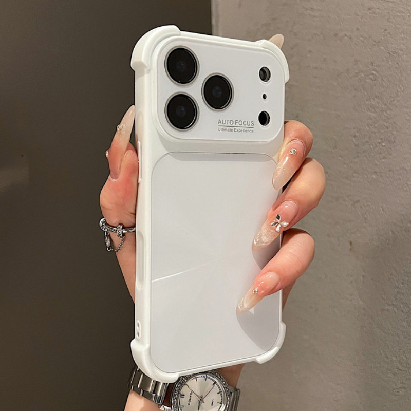 Instantly Transforms Into A Phone Case With A Large Window And Aurora Laser Effect photo 2