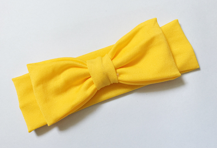 Headband With A Bow Decoration photo 6