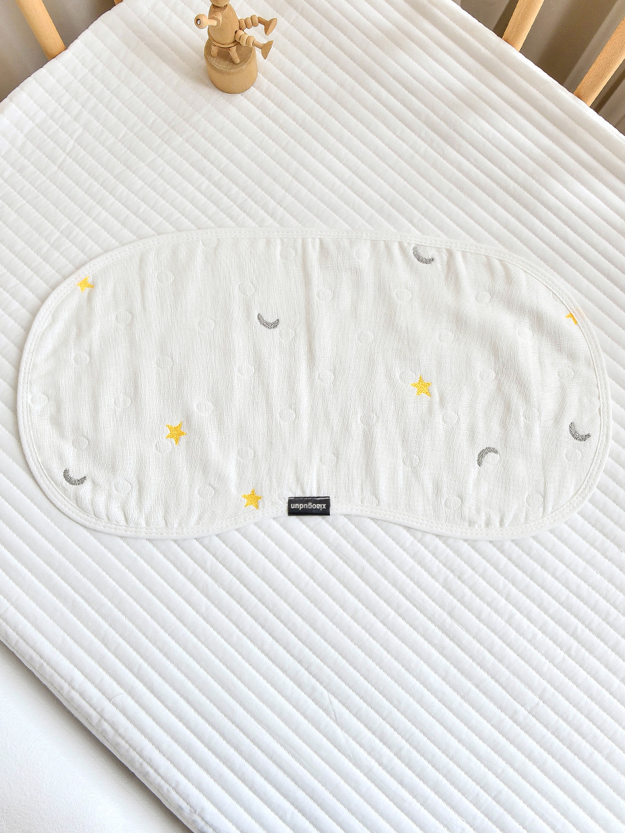 Baby Burp Cloth Shoulder Towel Gauze Pillow And Bib photo 8