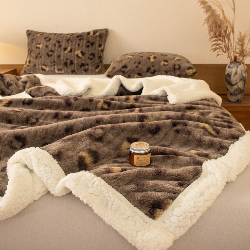 Lambswool Blanket Thickened Double-layer Shawl Blanket photo 5