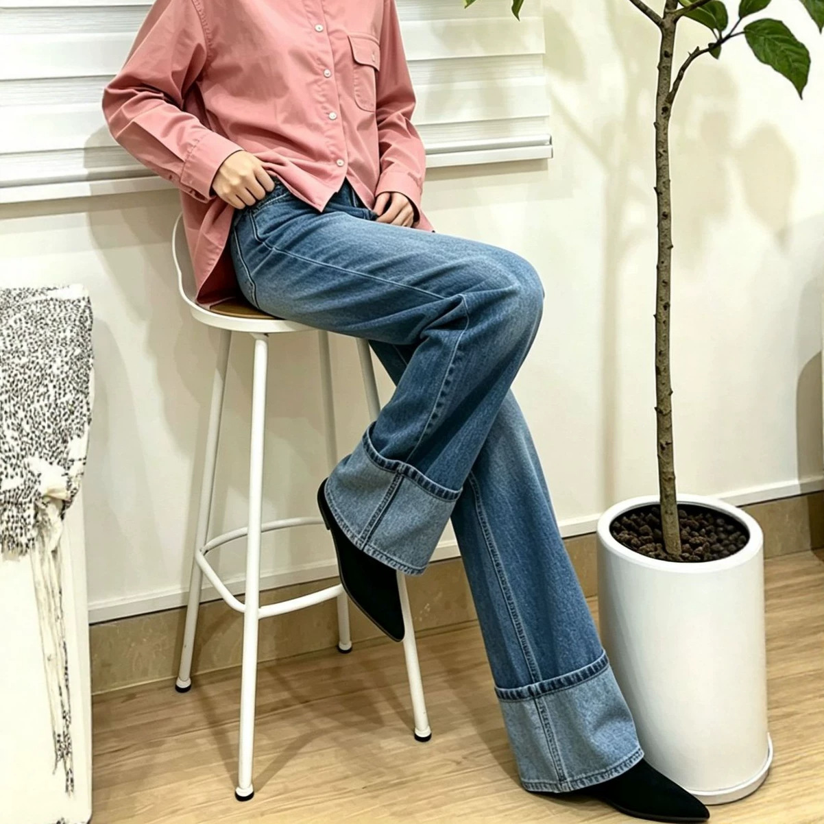 Womens Loose-fitting Versatile Straight-leg High-waist Flared Denim Wide-leg Pants photo 1