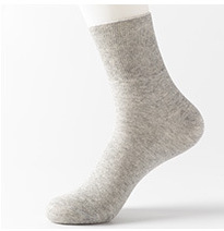 Women's Non-constricting Solid-color Mid-calf Socks photo 7