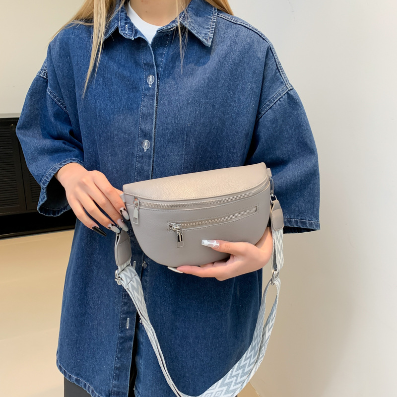 Soft Leather Shoulder Crossbody Bag photo 5