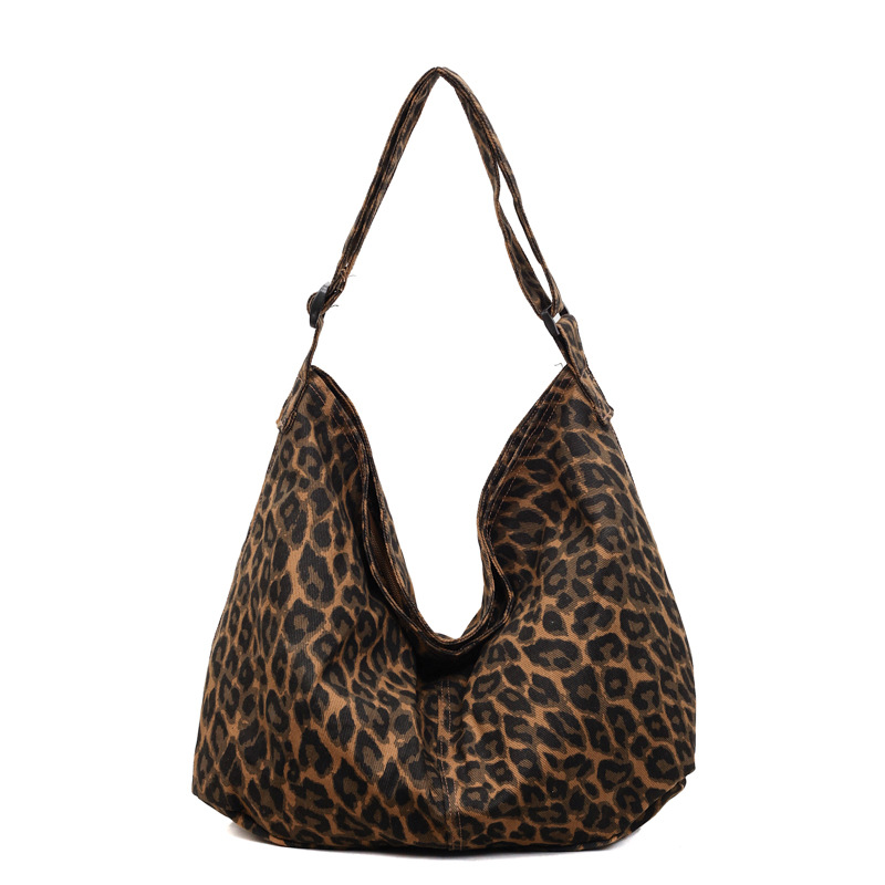 Laid-back Style Camouflage Large-capacity Fashionable Womens Crossbody Bag photo 5