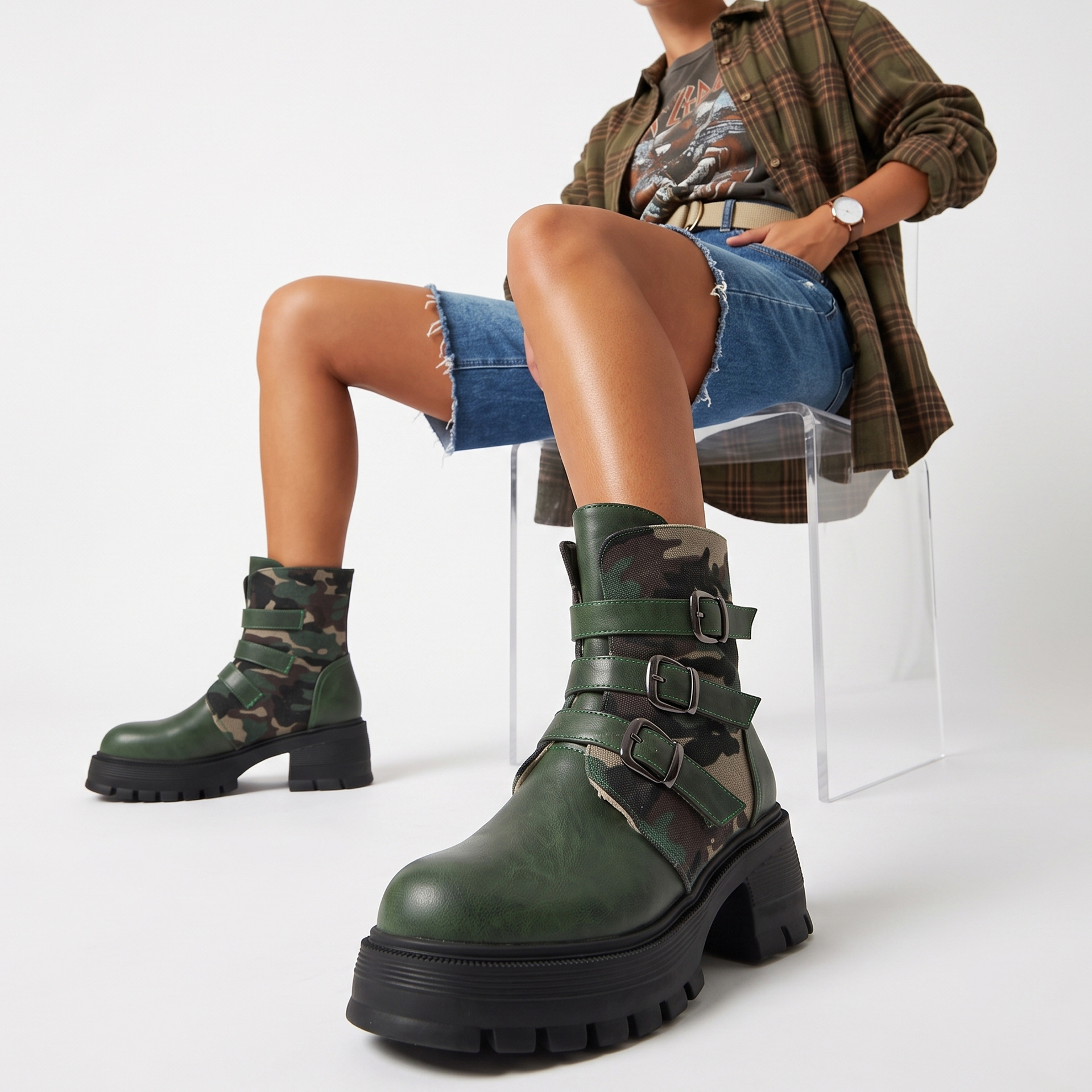 Women's Lace-up British-style Martin Boots photo 1