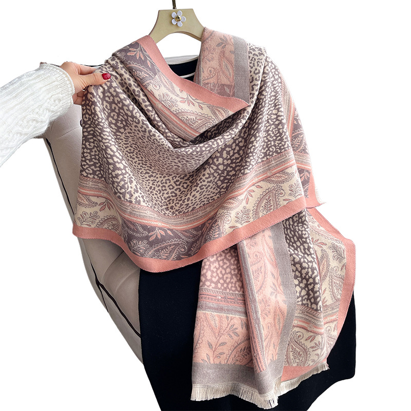 Cashew Flower Leopard Print Patchwork Jacquard Reversible Scarf photo 4