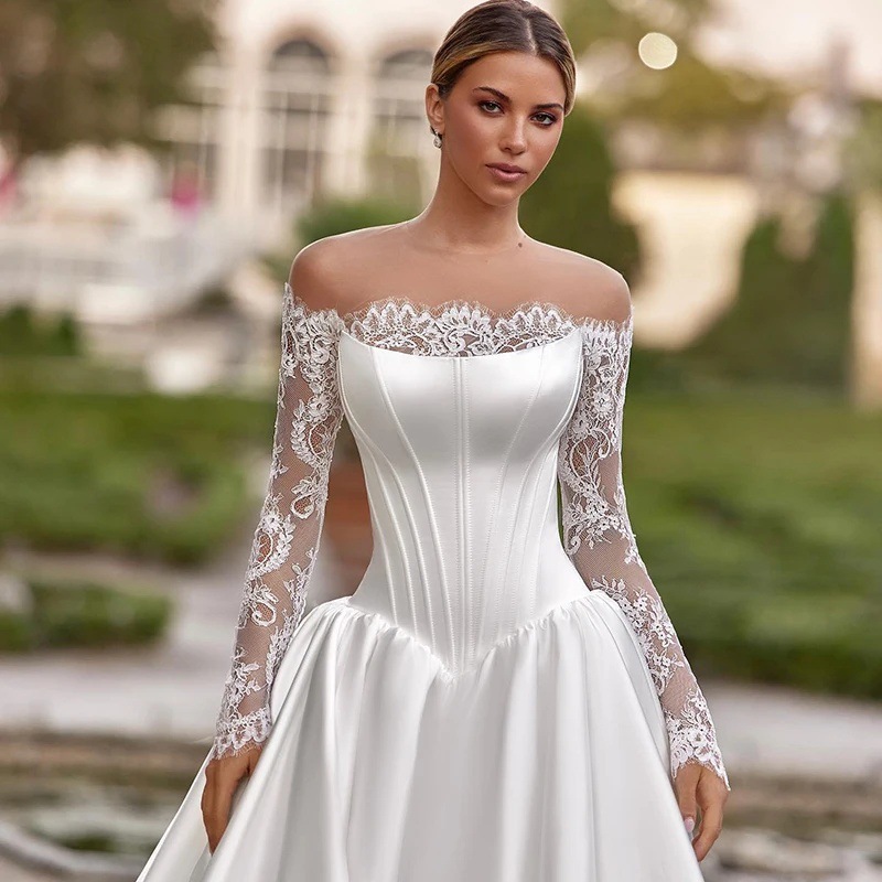 One-shoulder Lace Long-sleeve Satin Bridal Wedding Dress photo 5