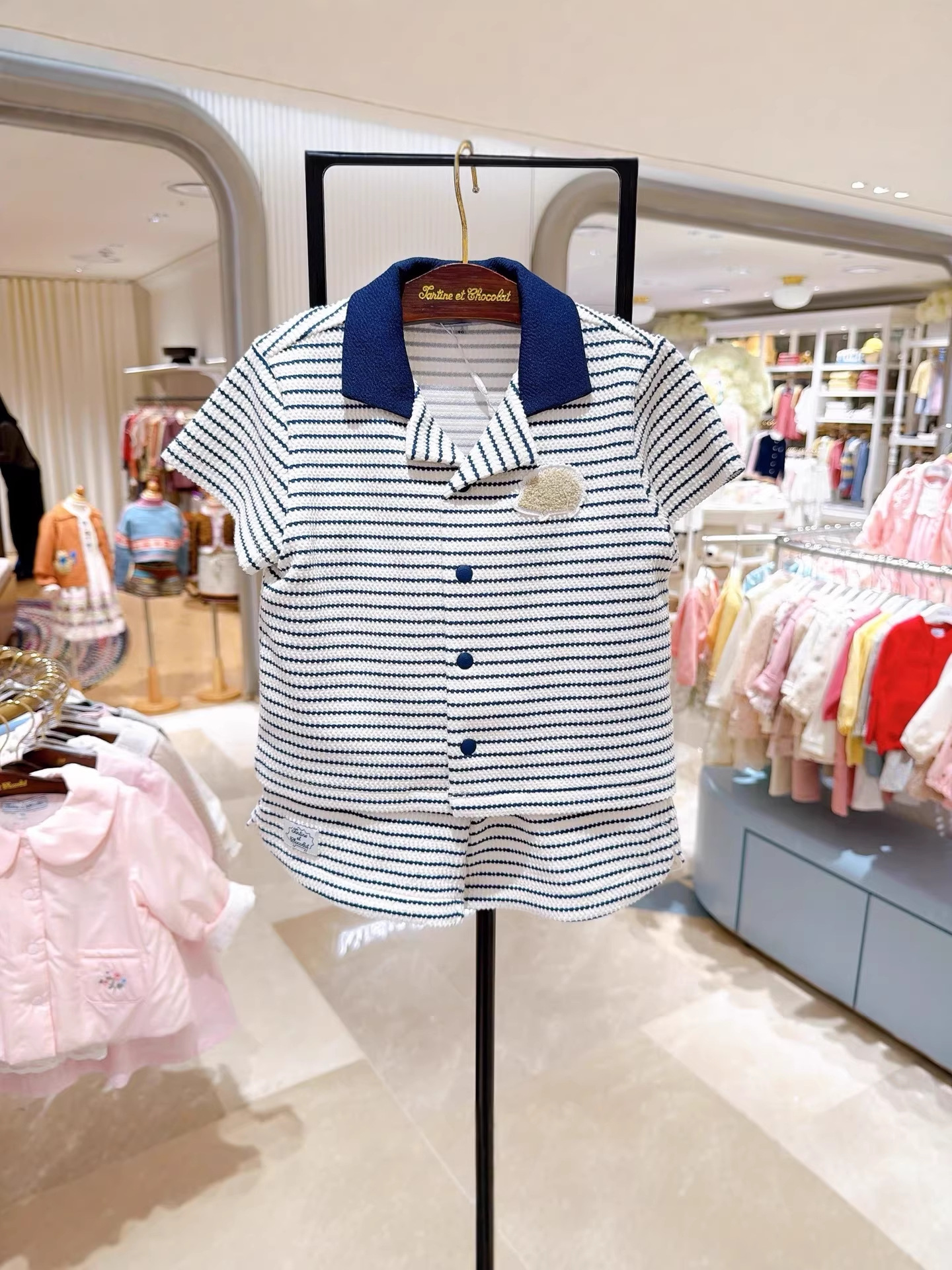 Stylish Striped Collared Shirt And Shorts Set For Summer Boys photo 5