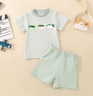 Baby Short-sleeve Top And Shorts Set photo 4