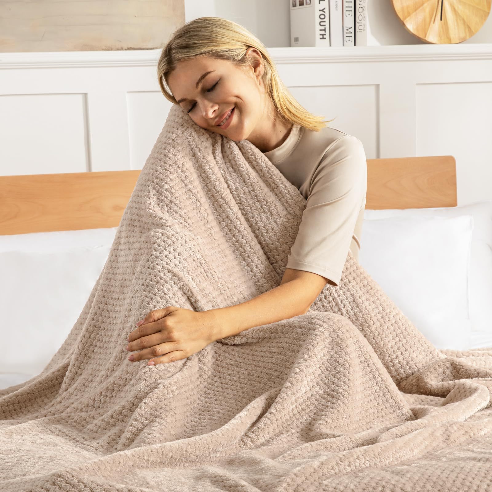 Soft And Warm Plush Blanket For Sofa Or Bed Cozy And Comfortable photo 8