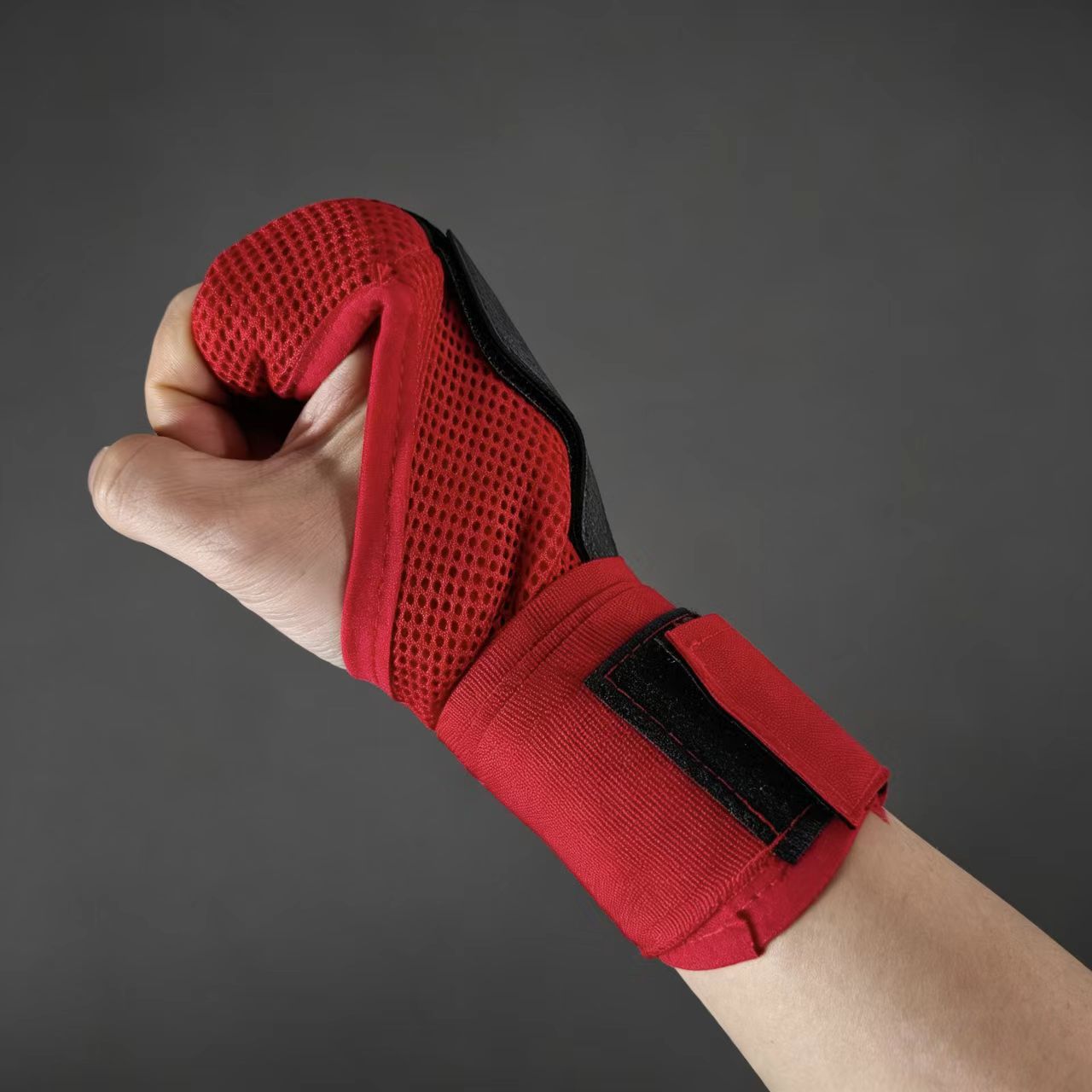 Boxing Hand Wraps With Straps And Hand Gloves photo 1