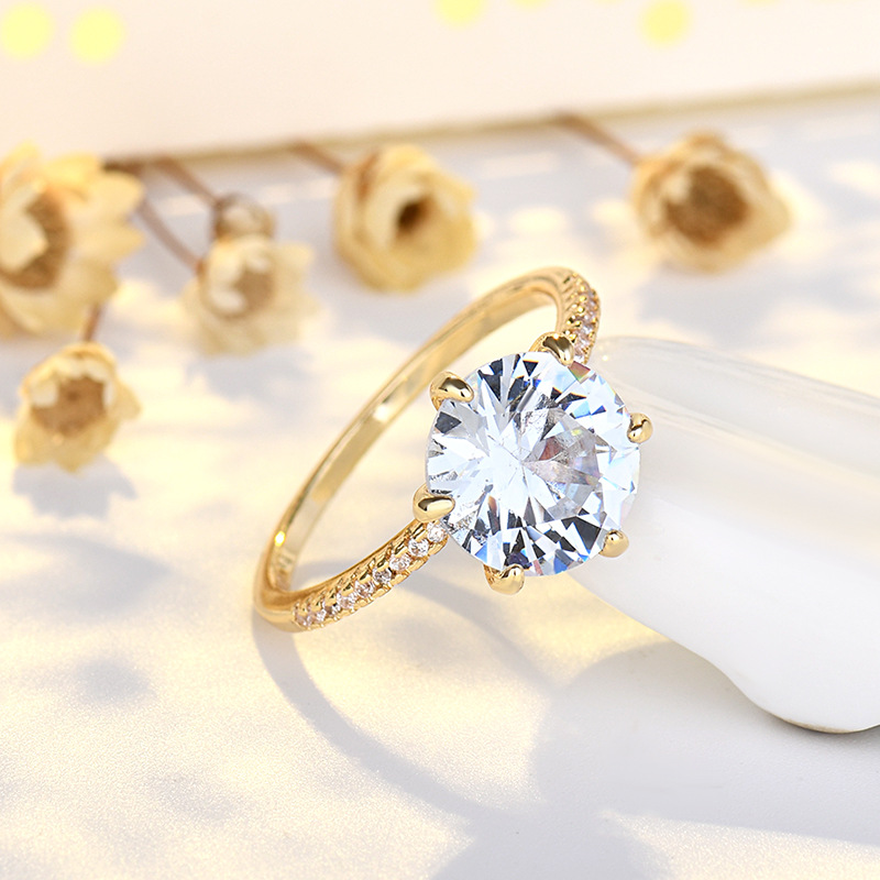 Fashionable Geometric Six-Prong Diamond Ring photo 1