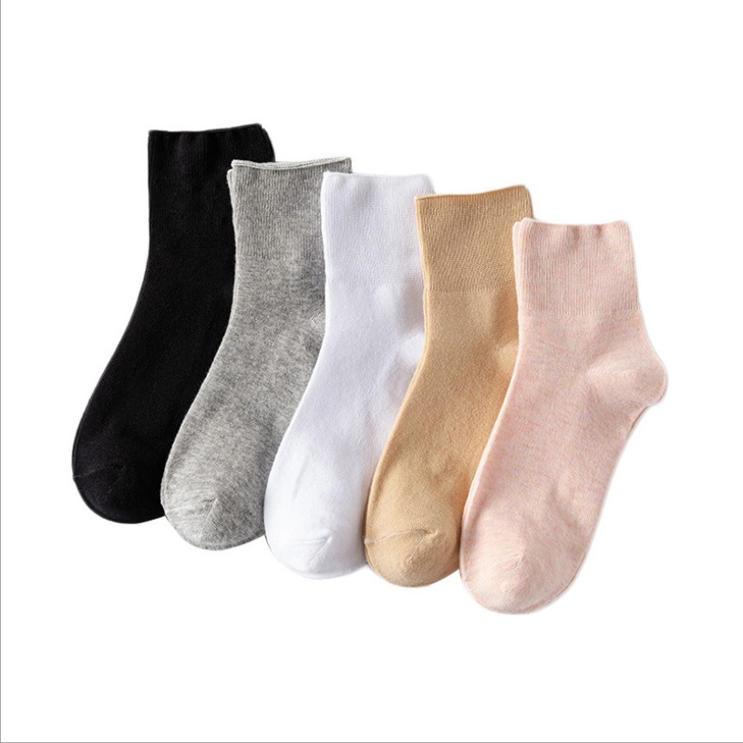Women's Non-constricting Solid-color Mid-calf Socks photo 4