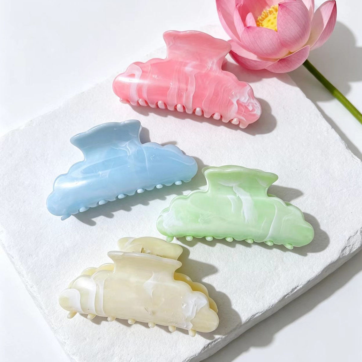 Marble-textured Streamlined Sweet Hair Clip For Women photo 3