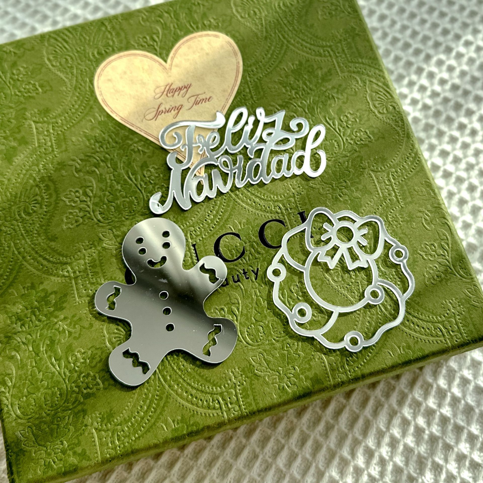 Christmas Cupcake Decorating Party Supplies photo 4