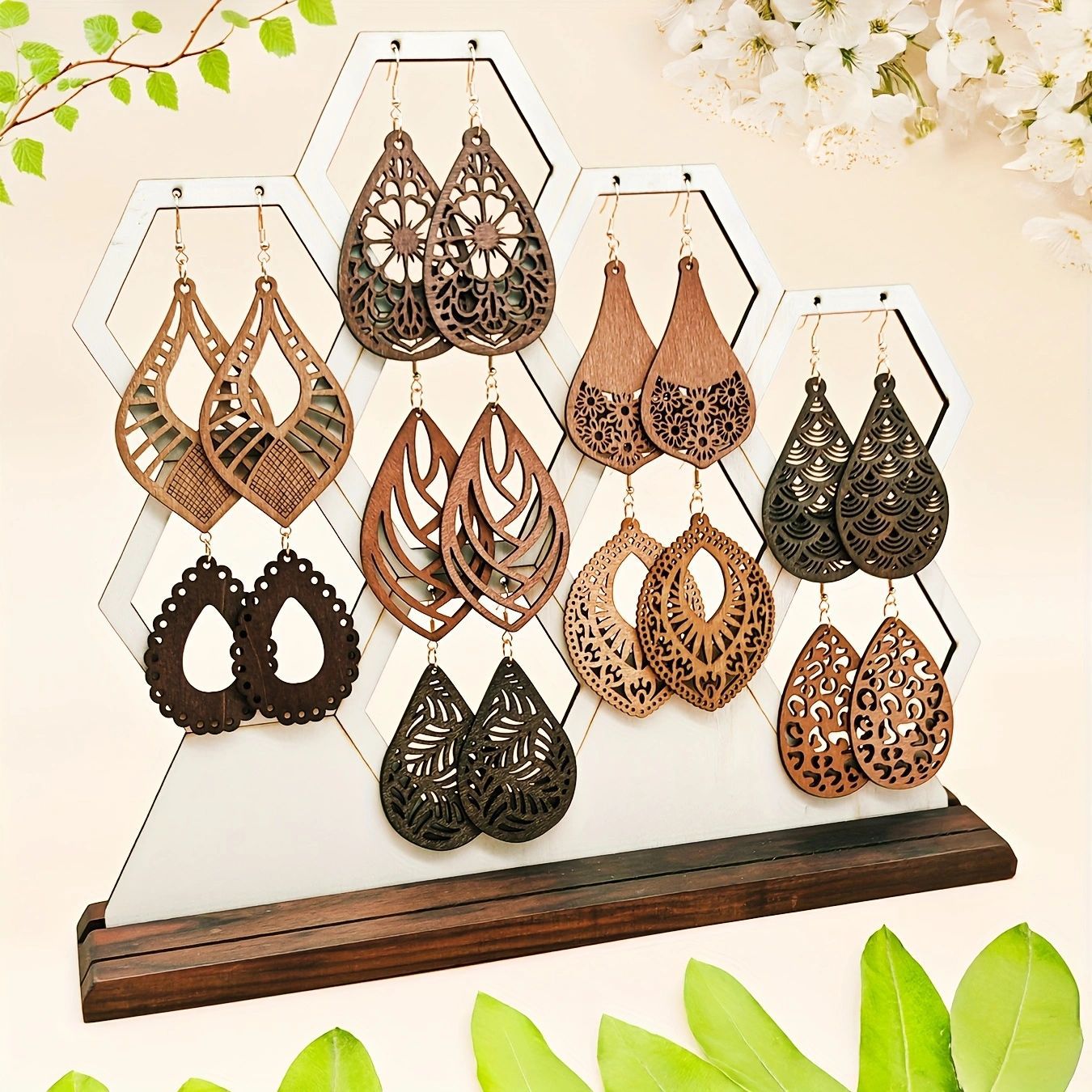 Wooden Vintage Hollow Carved Pattern Pendant Earring Set photo 1