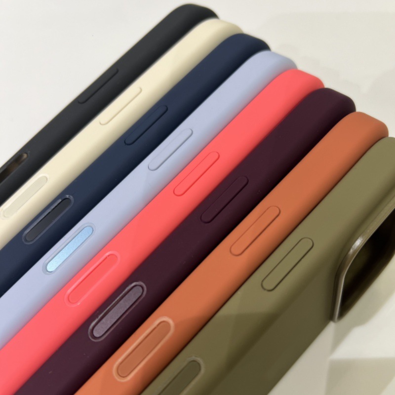 Magnetic Silicone  Case Fo18 Pro Max photo 7
