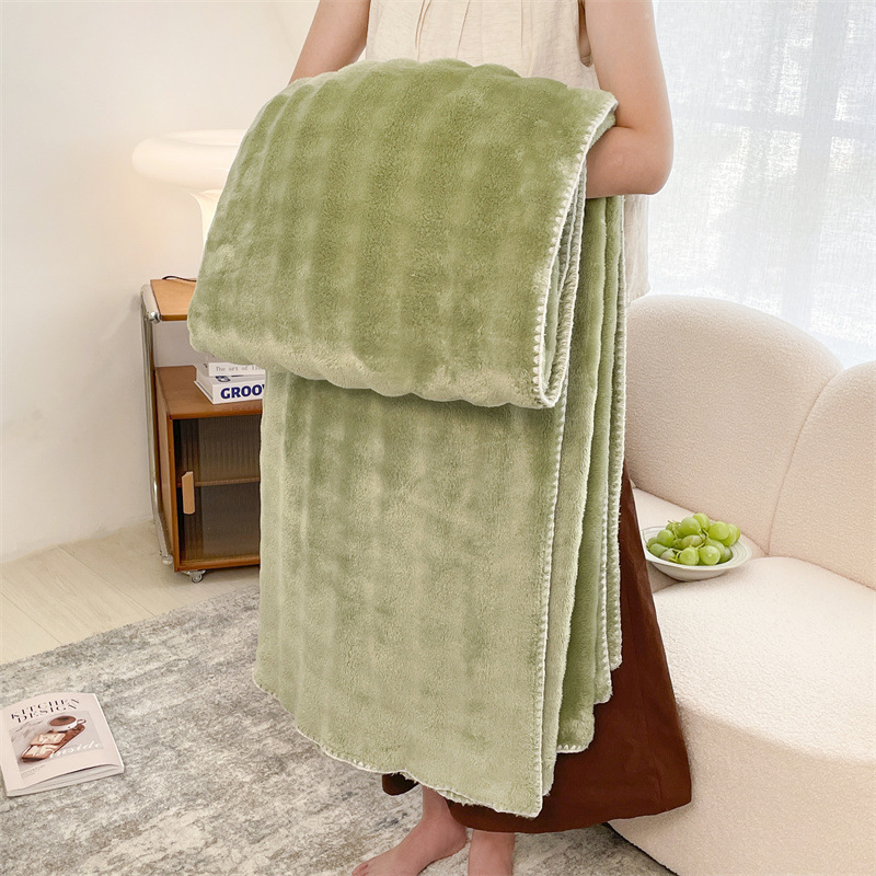 Thickened Shell-edged Rabbit Fur Plush Blanket photo 6