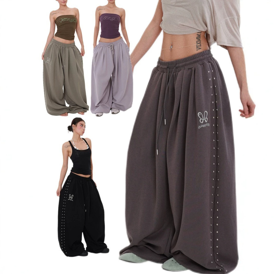 American-style Studded Embroidery Sweatpants photo 2