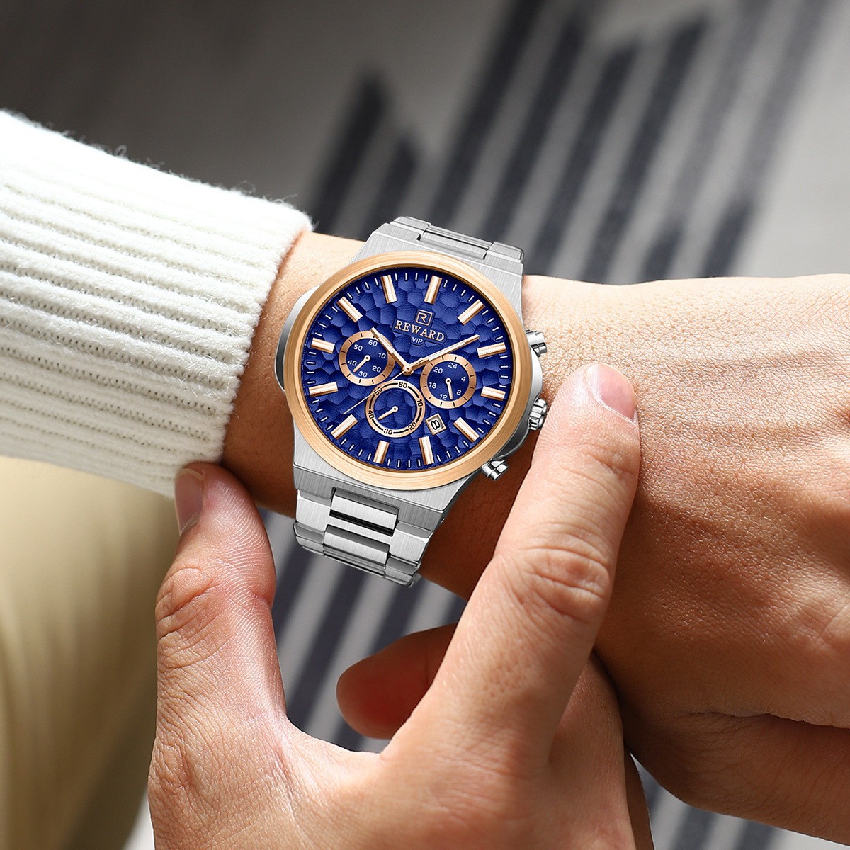 Luminous Waterproof Multifunctional Quartz Mens Watch photo 1
