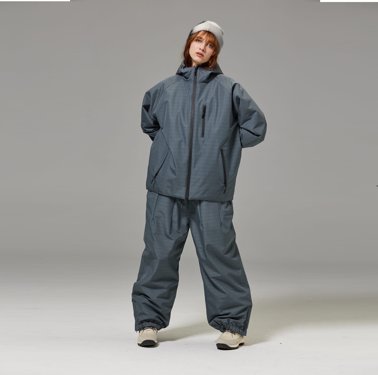 Unisex Windproof And Waterproof Loose-fitting Fashionable Ski Suit Set photo 4