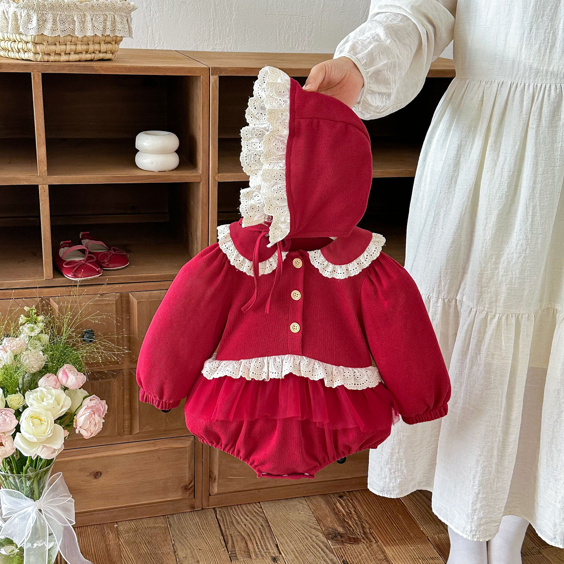 Spring And Autumn Long-Sleeved Baby Onesie photo 1