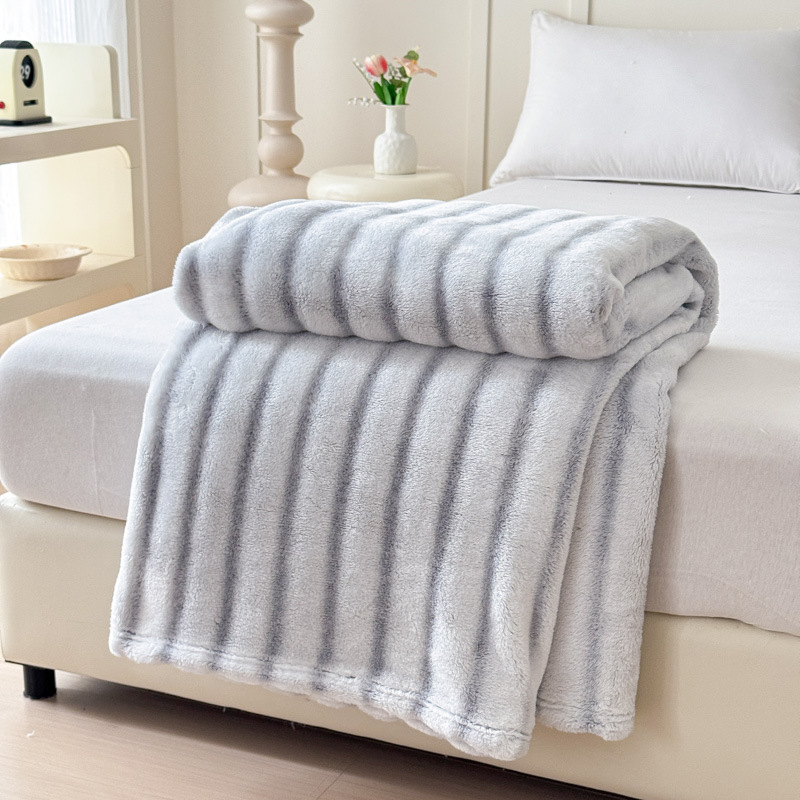 Thickened Plush Home Nap Blanket photo 7