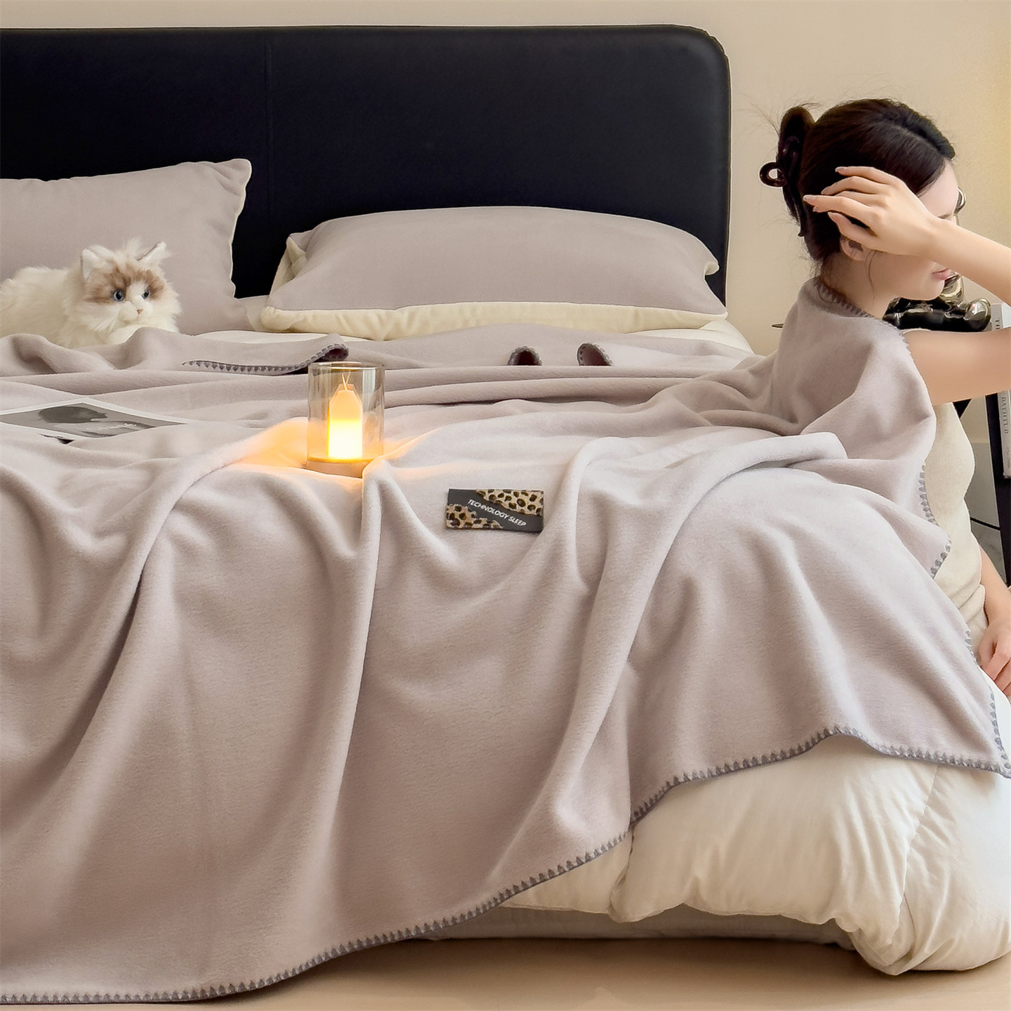 Cashmere-like Thickened Coral Fleece Blanket photo 6