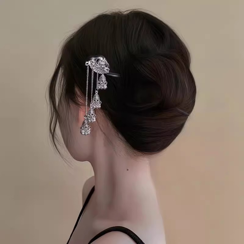Tassel And Bell Hairpin Hair-raising Hair Clip Womens Headpiece photo 5