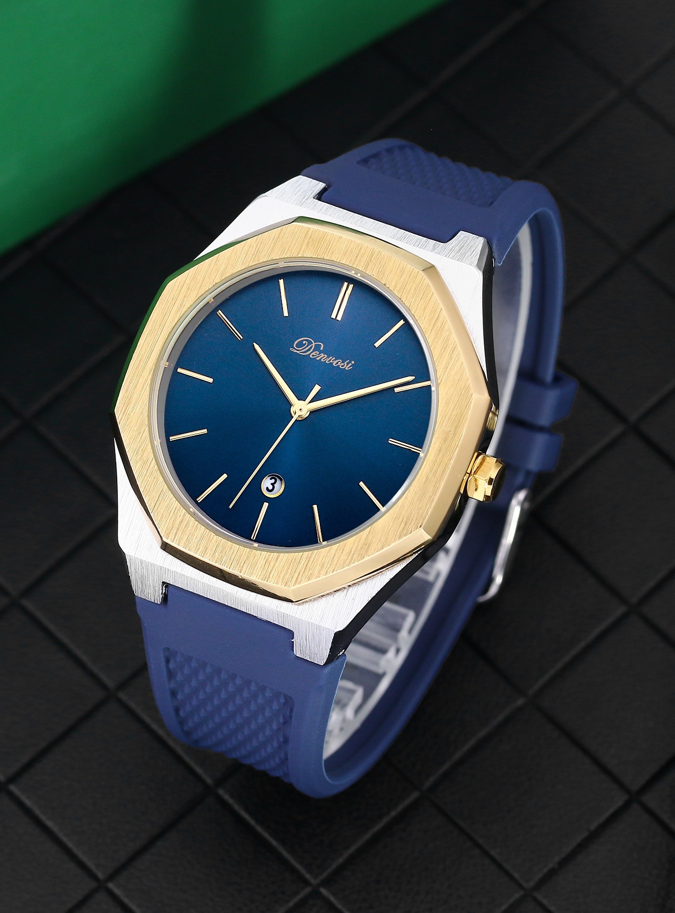 Elegant And Minimalist Waterproof Quartz Watch For Men photo 3