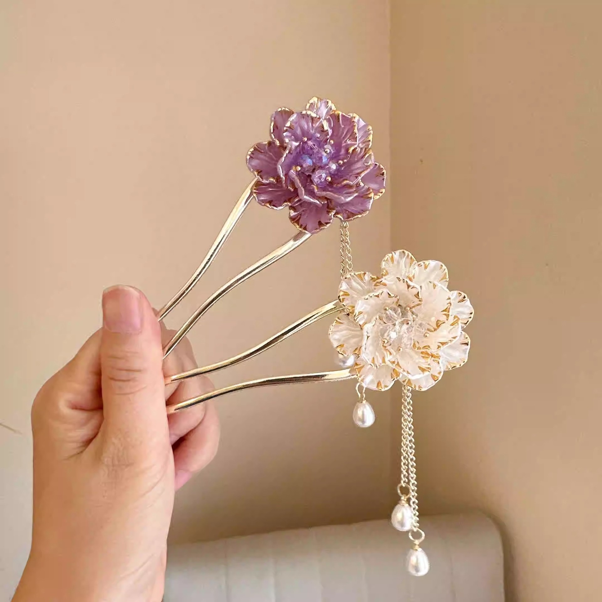 Female Retro Exquisite Peony Flower Tassel U-shaped Hairpin photo 4