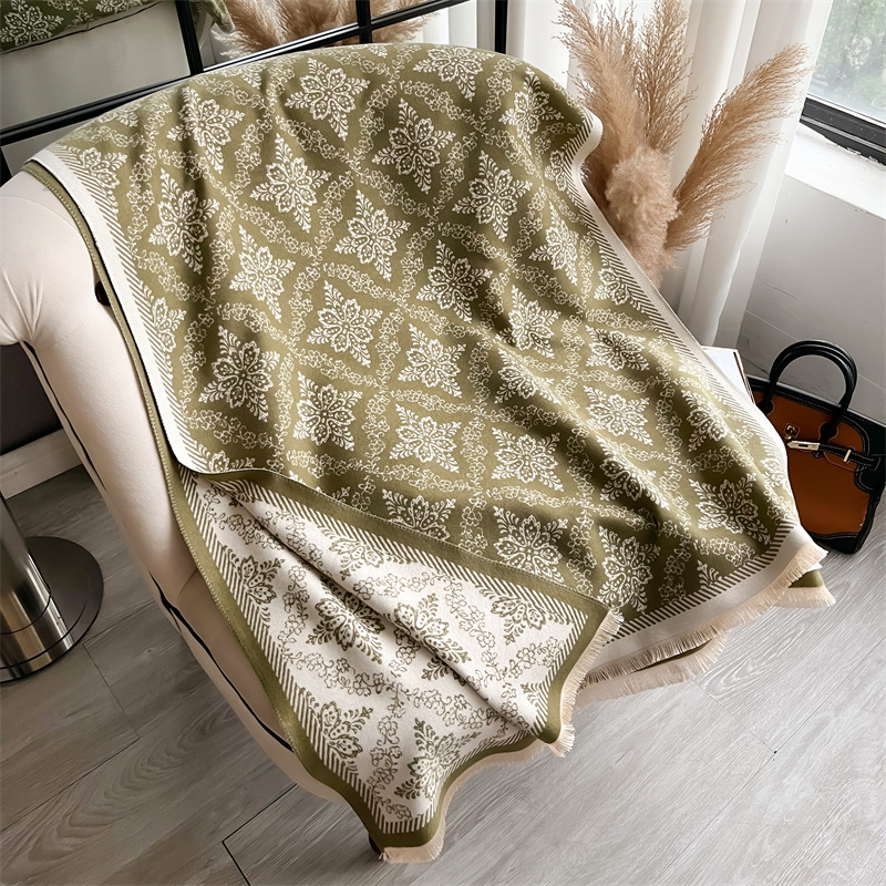 Thickened Cashmere-look Jacquard Scarf, Vintage Floral Pattern, Long Style For Women photo 2