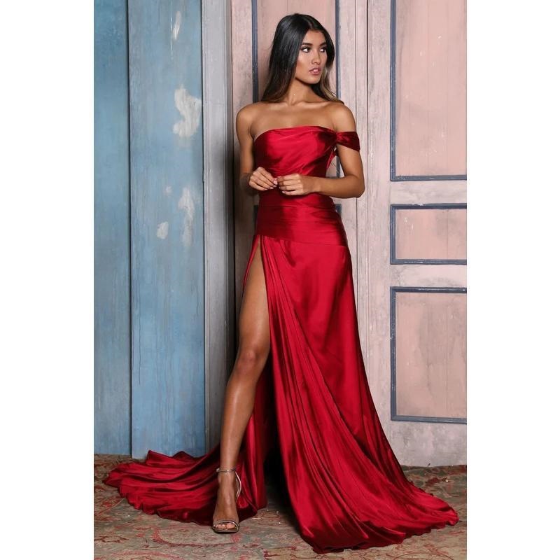 Women's High-Slit Party Evening Gown photo 6