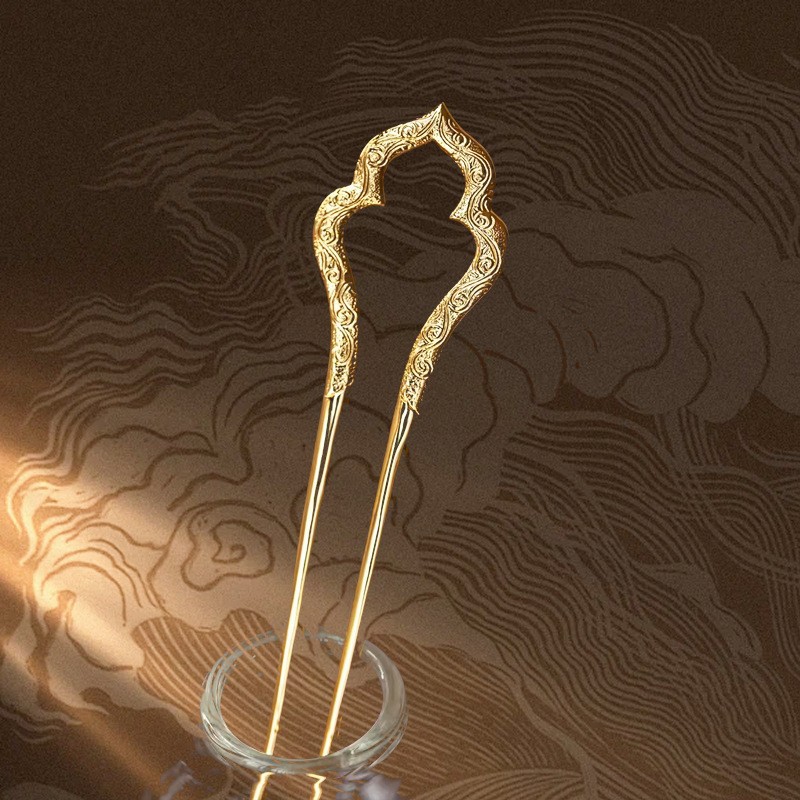 Gold-plated Vintage U-shaped Hairpin photo 3
