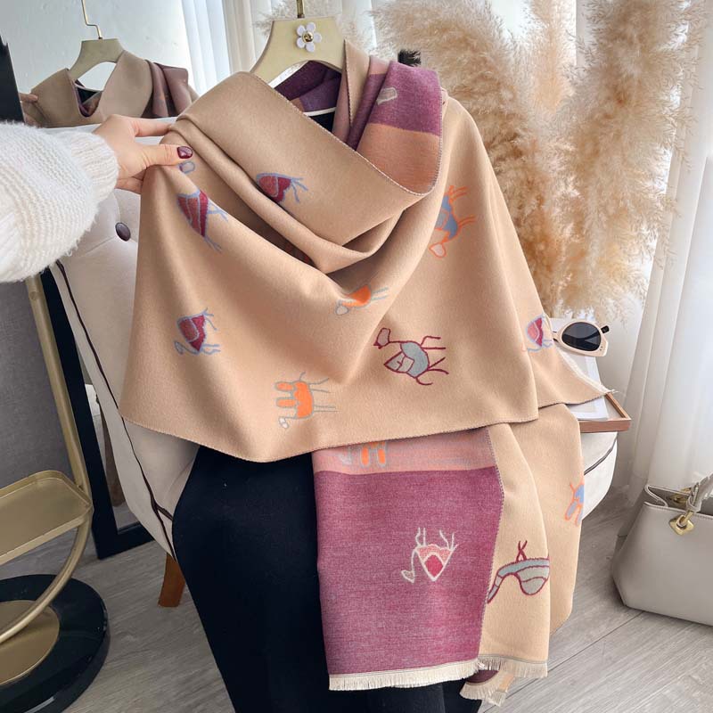 Women's Double-Sided Camel ScarfShoulder Wrap photo 4