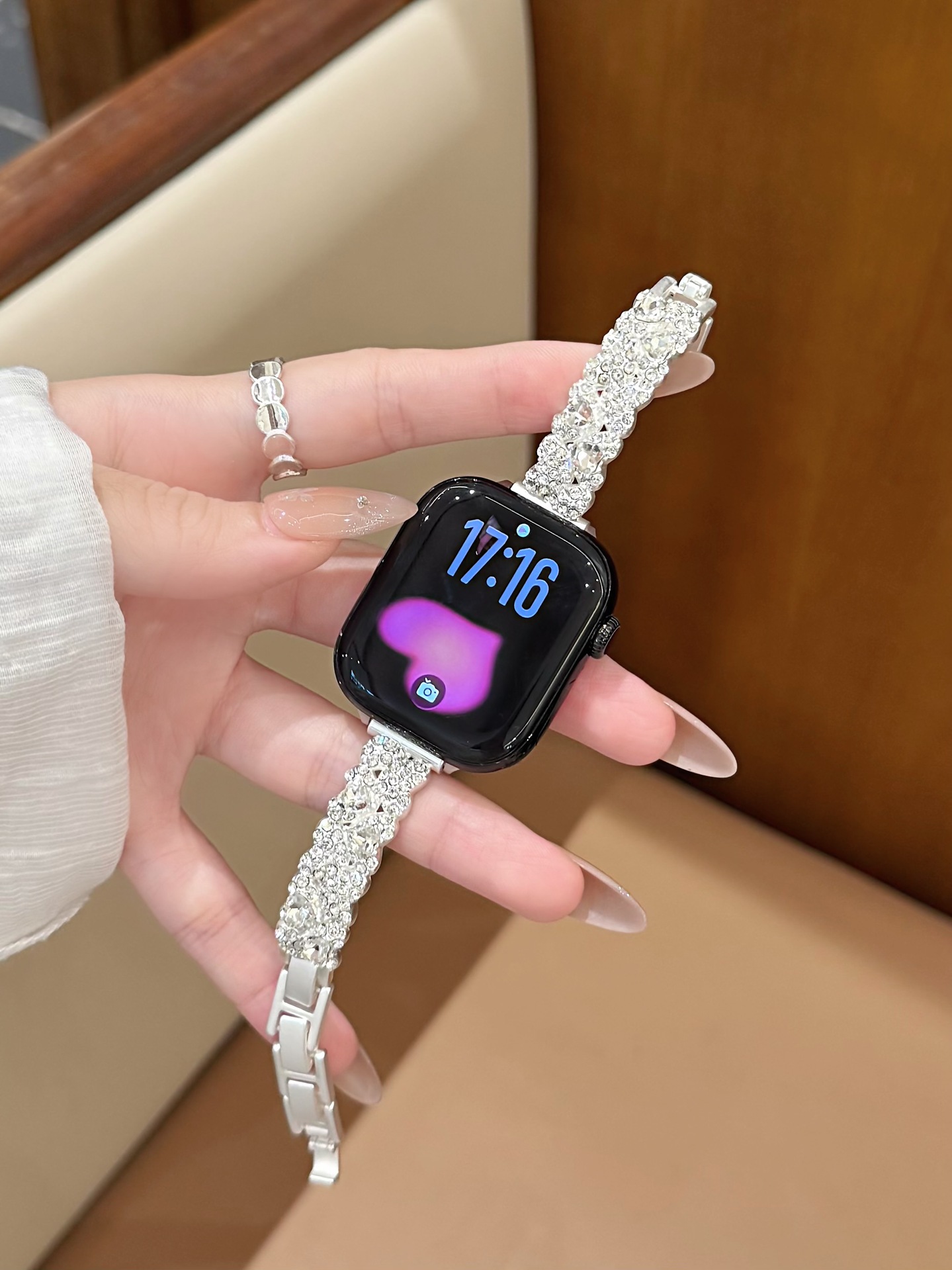 Diamond-Encrusted Bracelet Watch Strap With Heart Motif photo 7