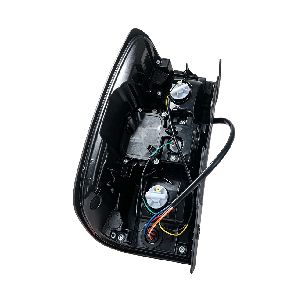 Turn Signals Brake Lights And Tail Lights On The High-end Model photo 4