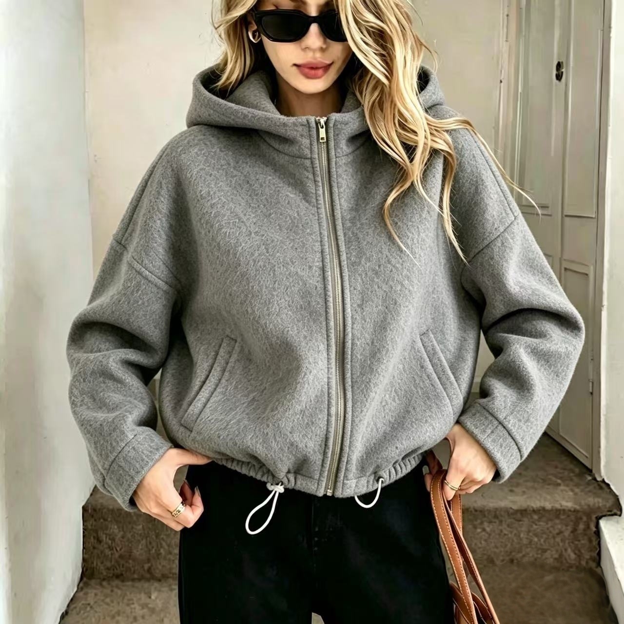 Short Hooded Wool Coat photo 3
