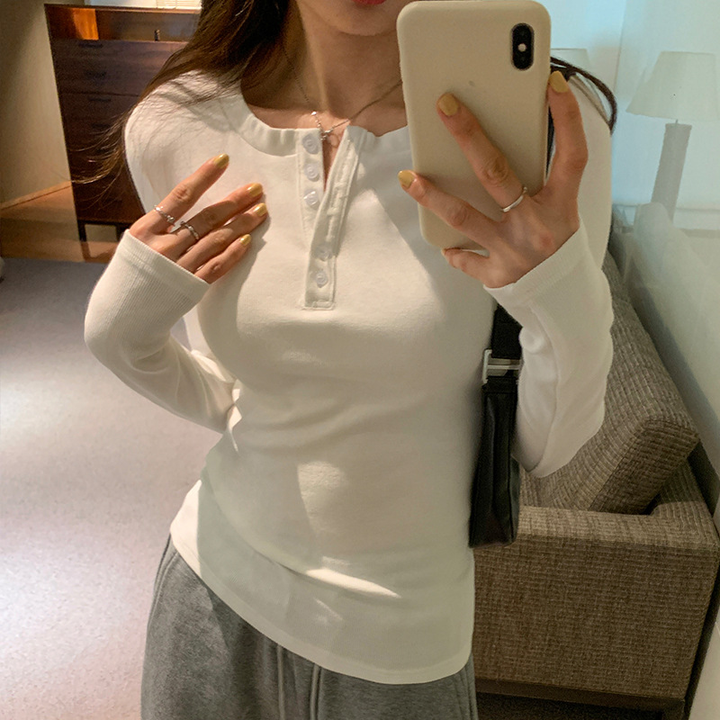 Women's Fashionable Casual Bottoming Shirt photo 2