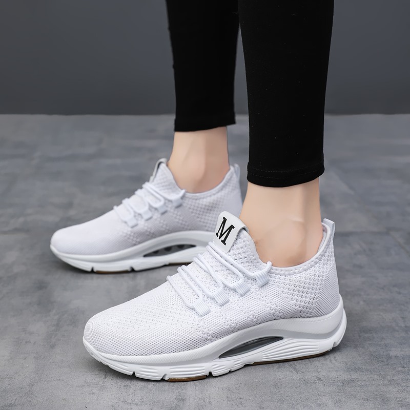 Air Cushion Women's Mesh Sneaker Travel photo 1