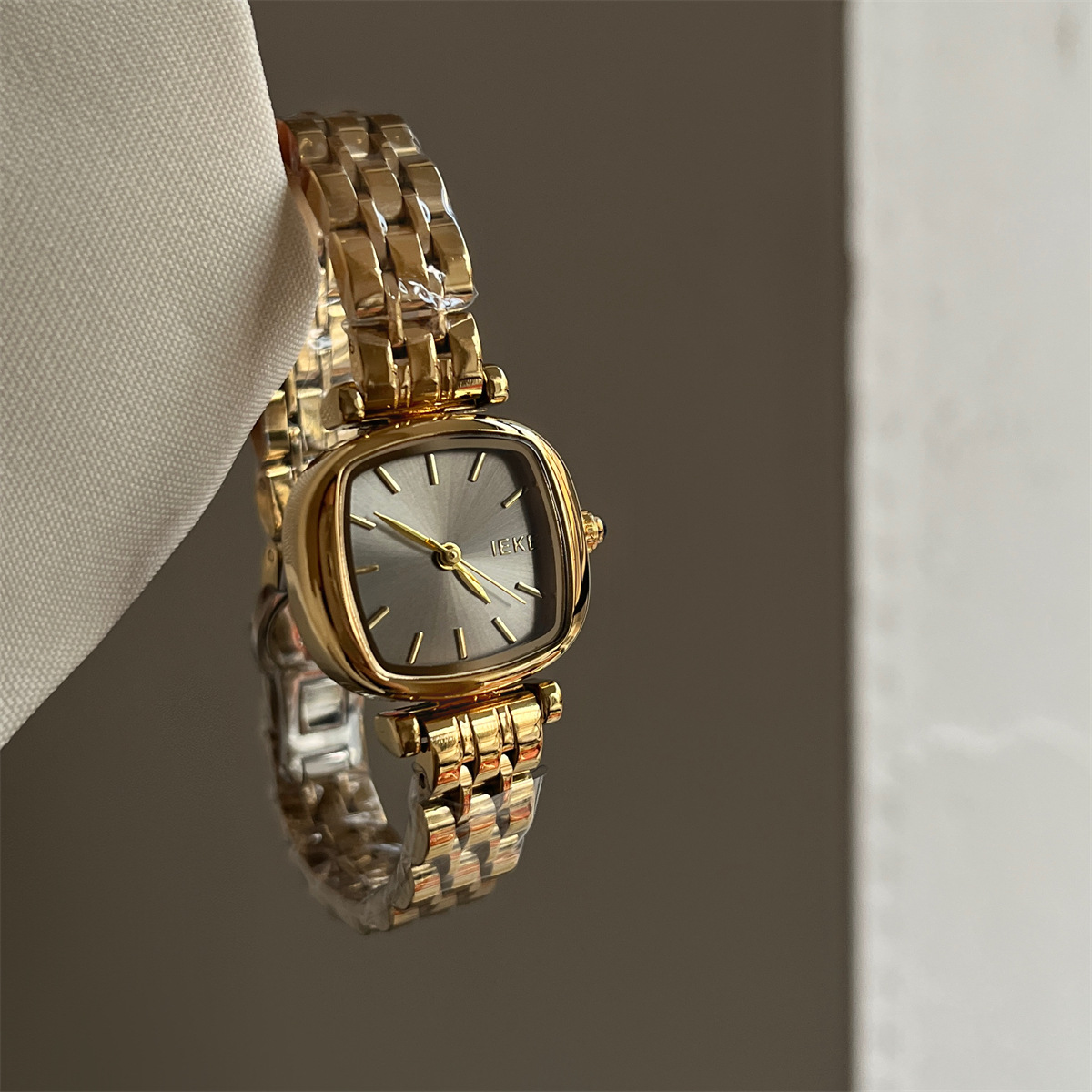 Quartz Watch With Steel Band Women's photo 7