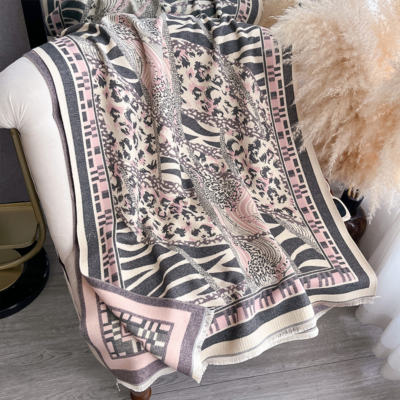 Leopard-print Zebra Jacquard Shawl Double-sided Scarf photo 4