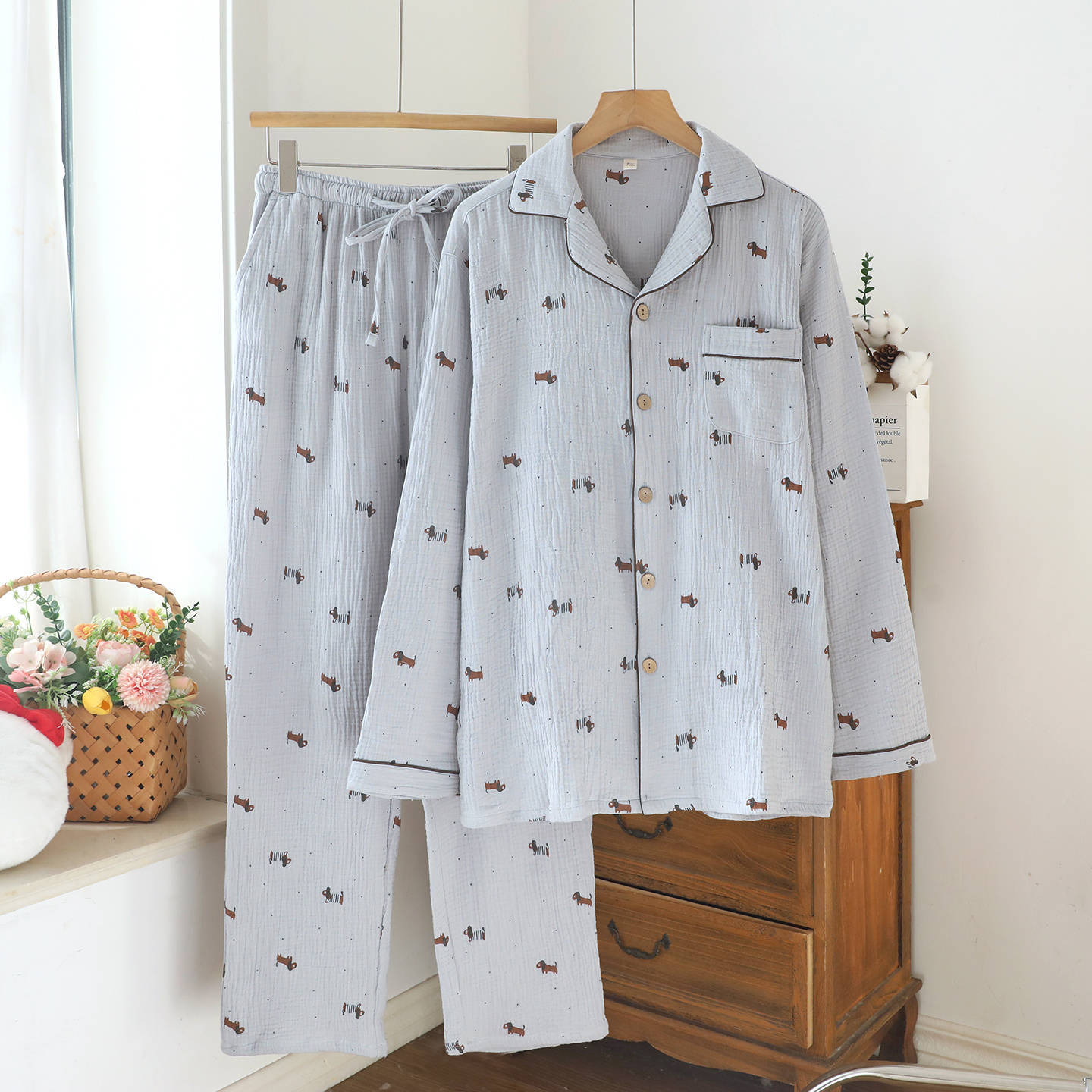 Mens And Womens Cartoon Cardigan Set photo 5