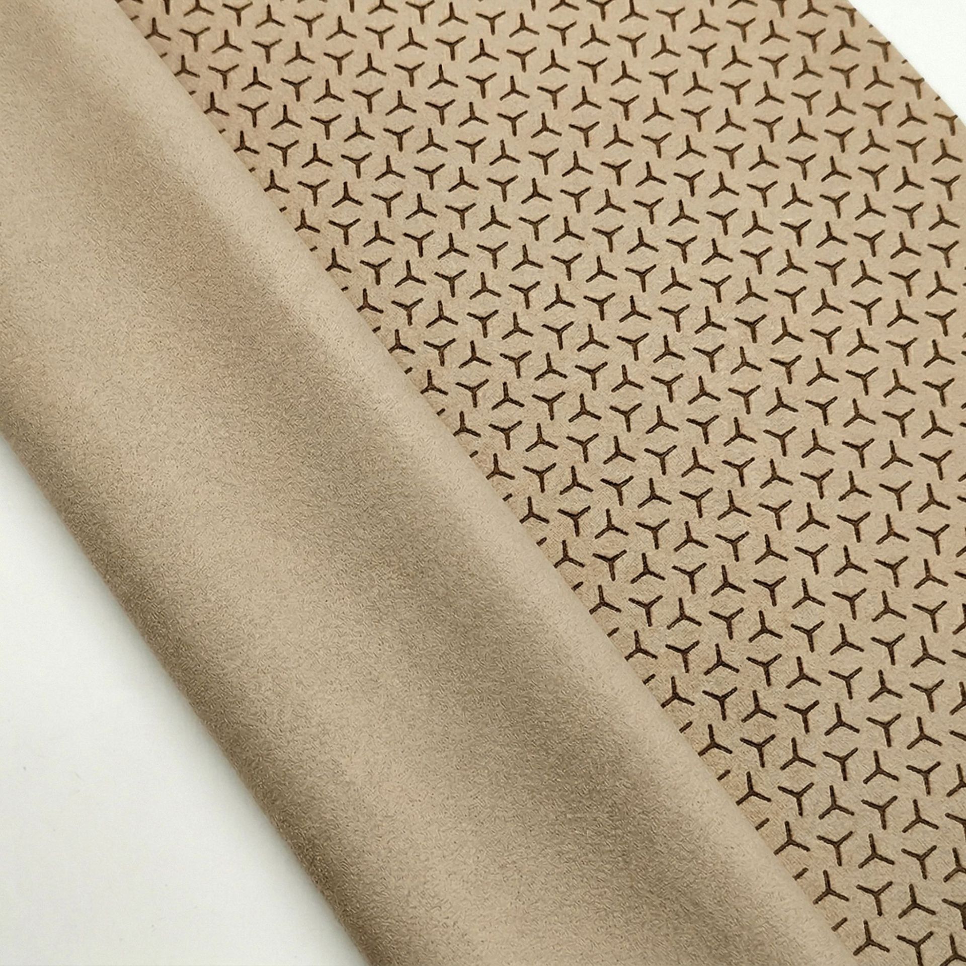Silicone-backed Skin-friendly Antibacterial Yoga Mat Towel photo 2