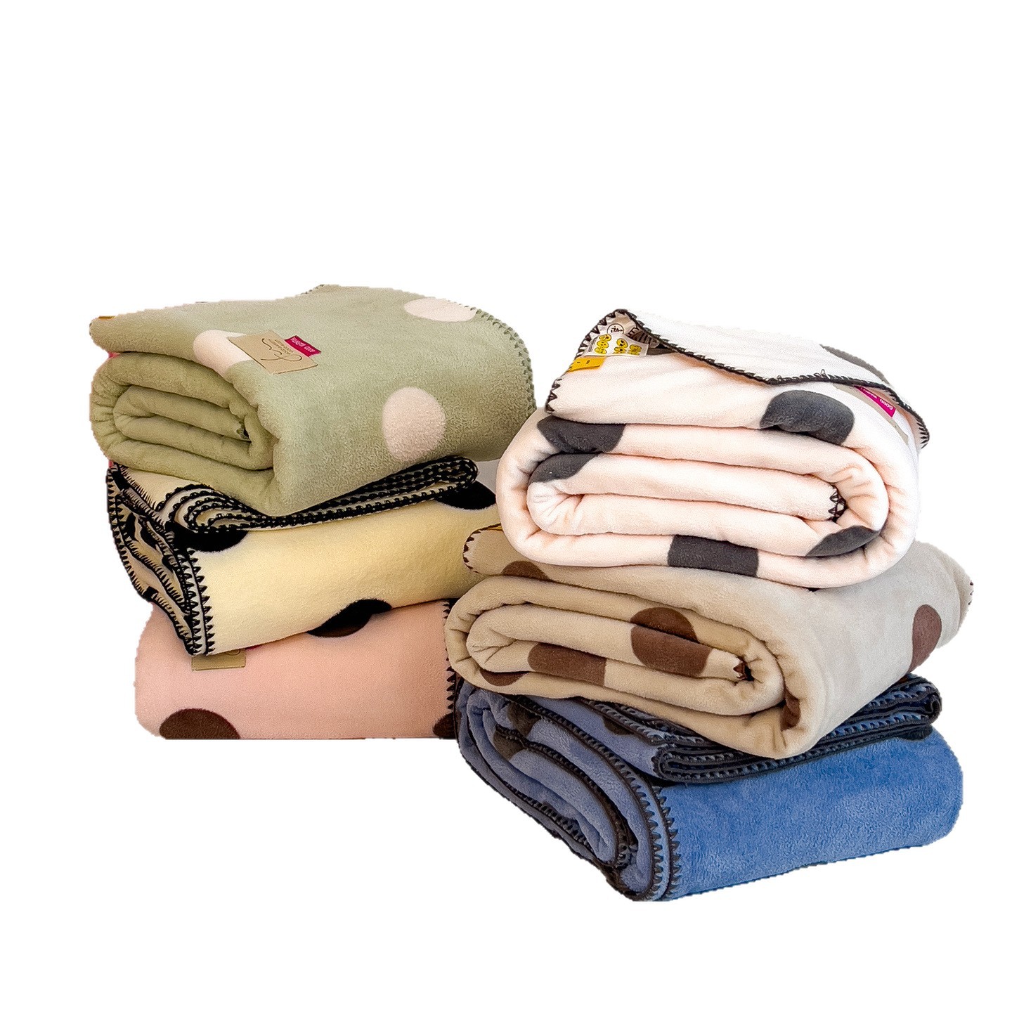 New A-Class Polka-Dot Milk-Fluff Blanket photo 4