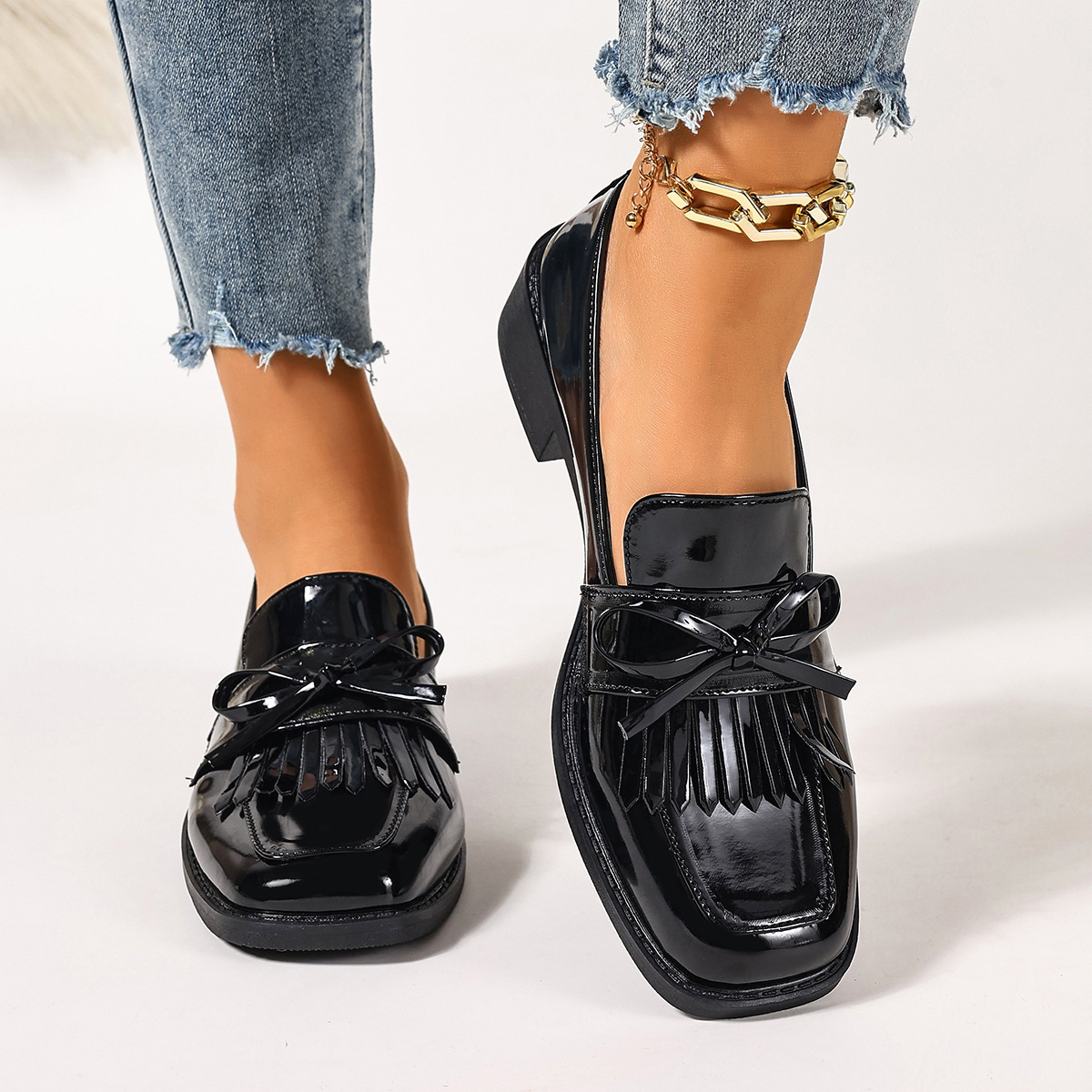 Women's New Shiny Tassel Bow Fashion Pumps photo 2