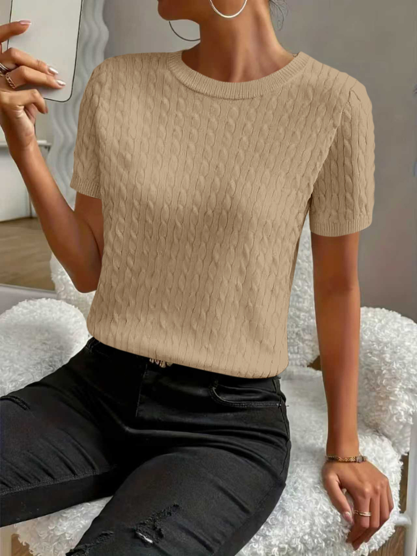 Figure-flatterin Slimming Versatile Work Top photo 4